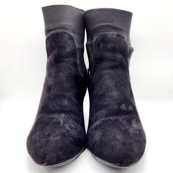Dilba Black Faux Suede Block Heel Zip Up Ankle Booties Women's Size 6.5 - Picture 5 of 13